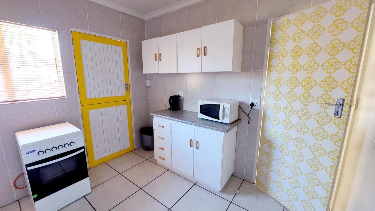 Klinkies Apartment Potchefstroom Luaran gambar